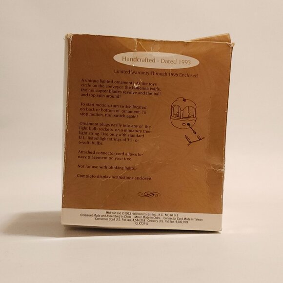 VINTAGE Hallmark Santa's Workshop Light and Motion Ornament 1993 - Picture 9 of 10